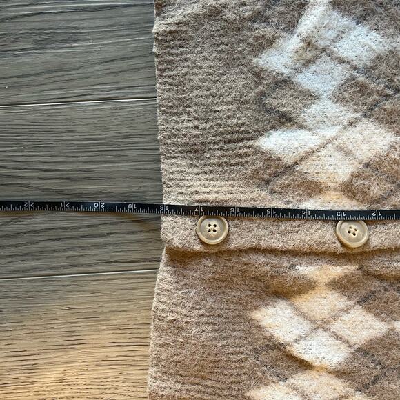 Argyle diamond fuzzy cropped oversized cardigan sweater - Picture 4 of 5